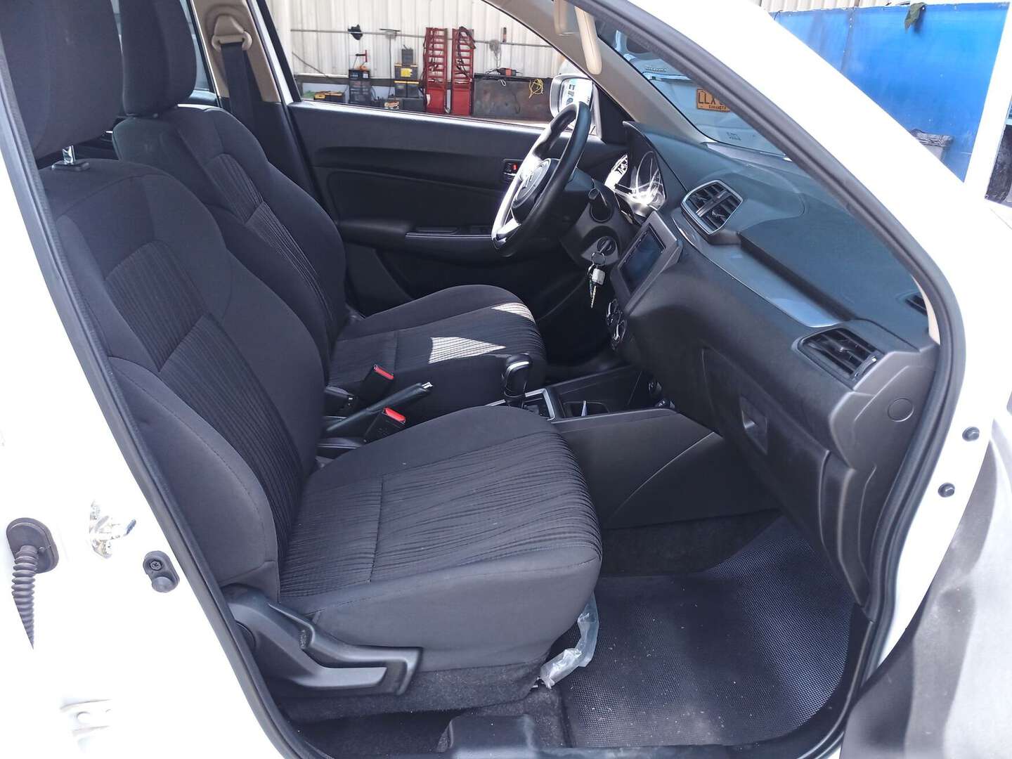 Suzuki - Swift - 2023