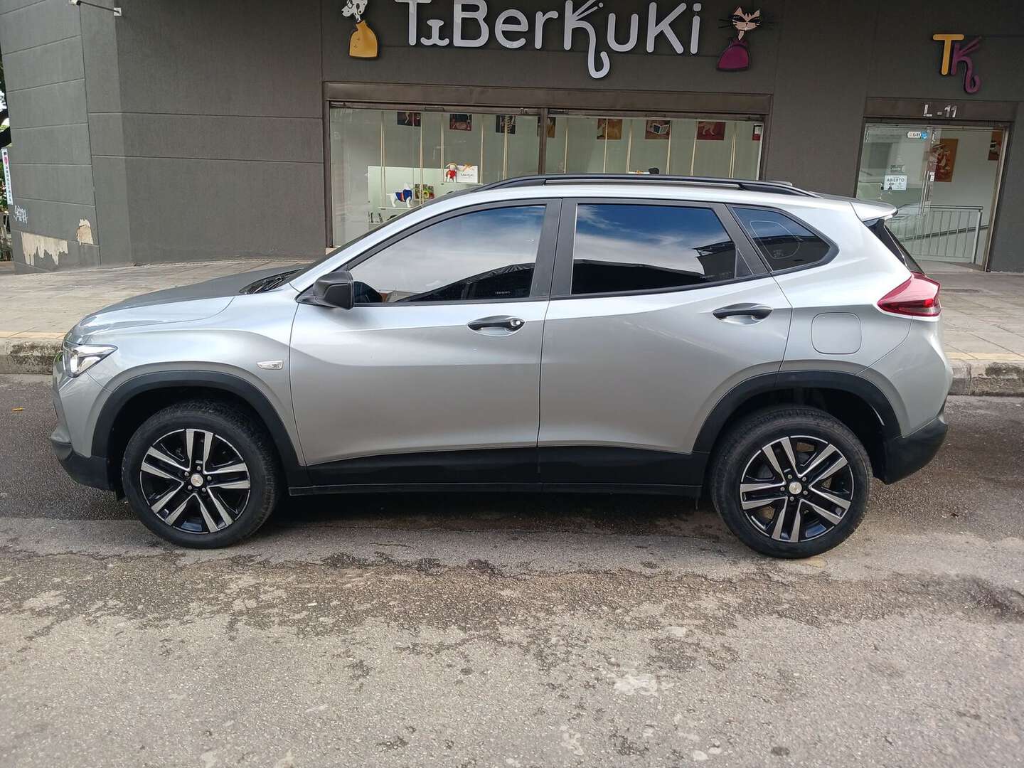 Chevrolet - Tracker - 2025