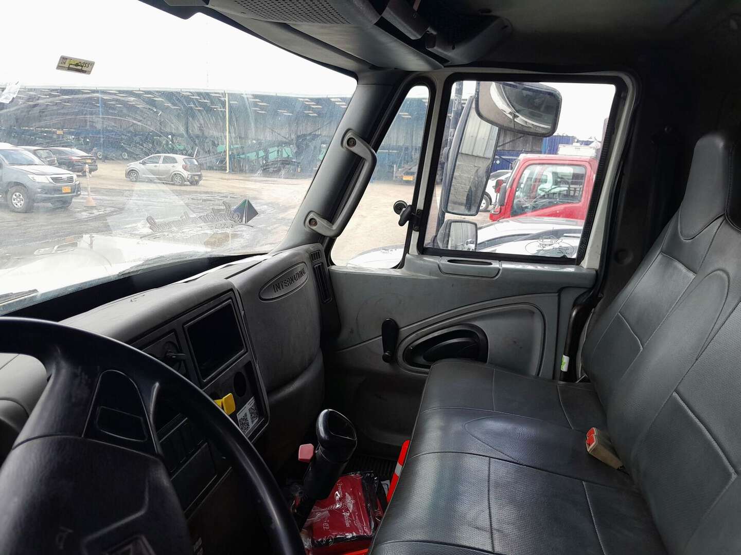 International - 4300 - 2013