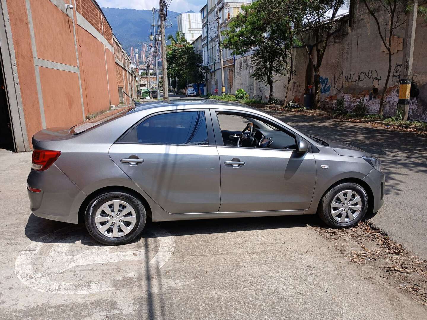 Kia - Soluto - 2025