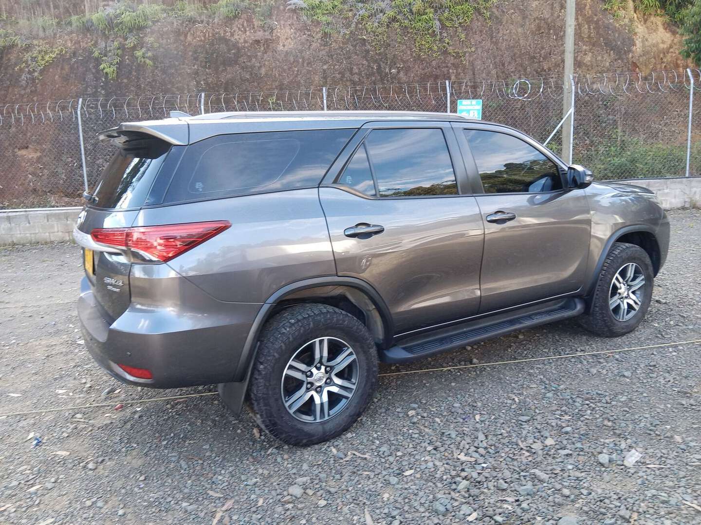 Toyota - Fortuner - 2020