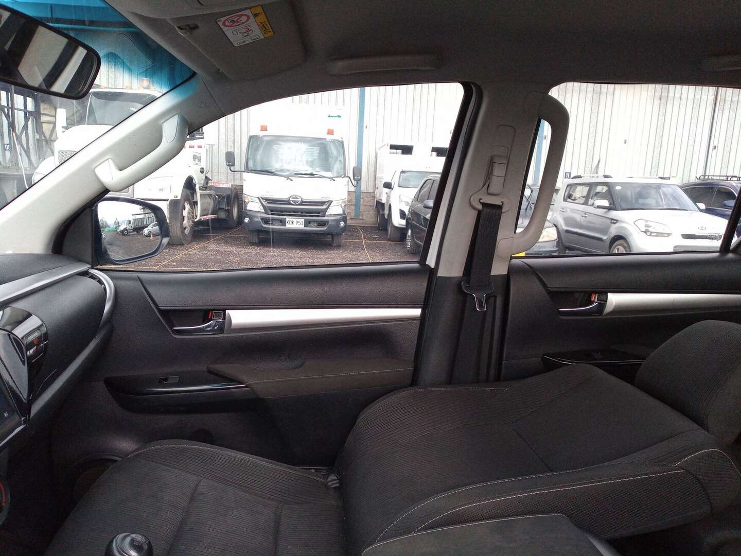 Toyota - Hilux - 2023