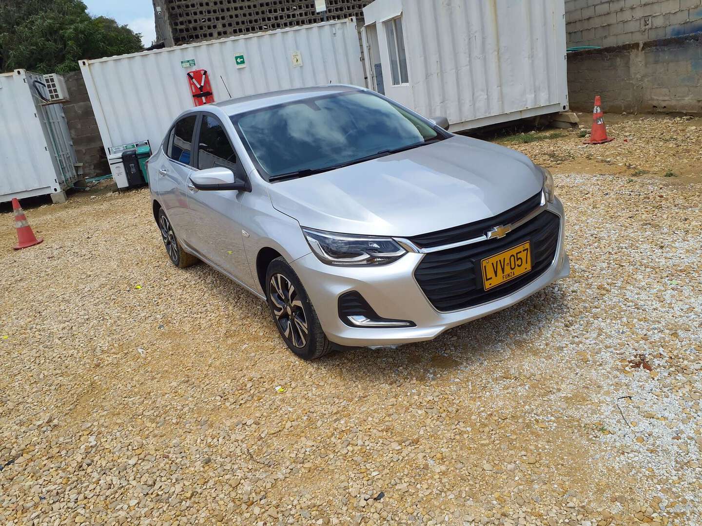 Chevrolet - Onix - 2023