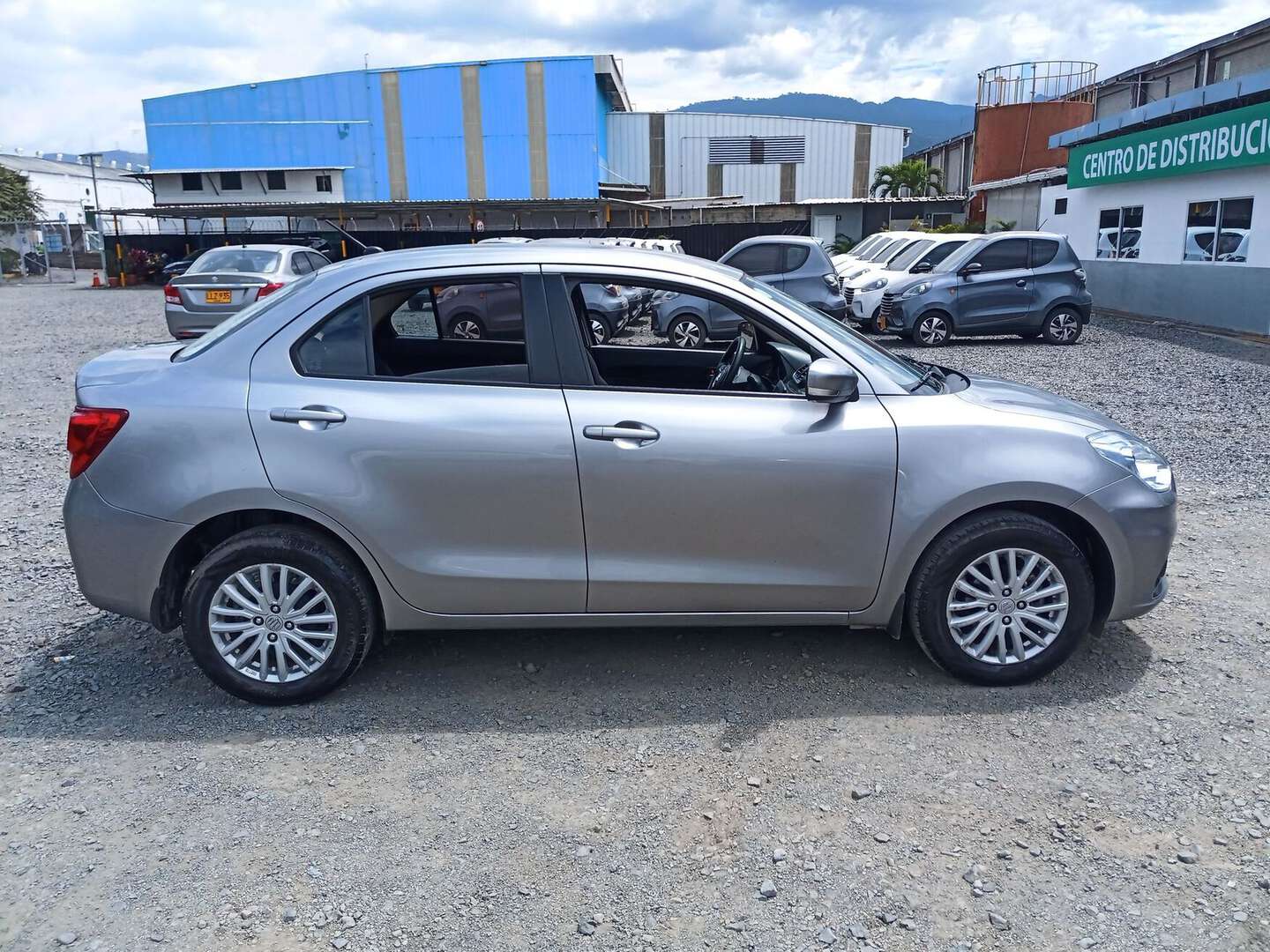 Suzuki - Swift - 2023