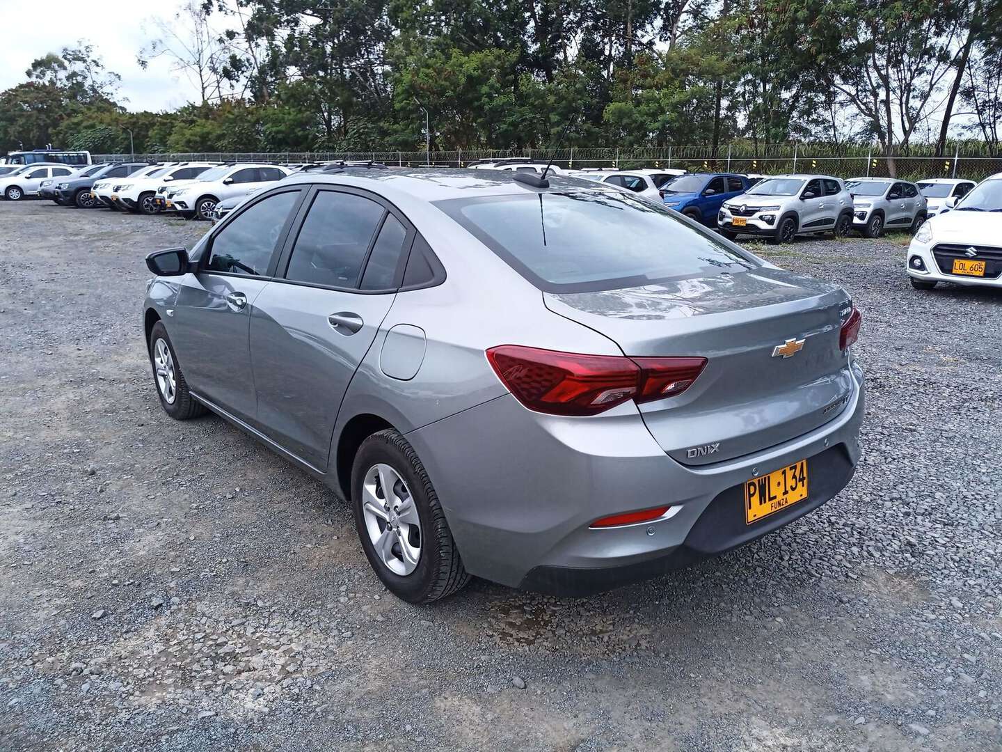 Chevrolet - Onix - 2025
