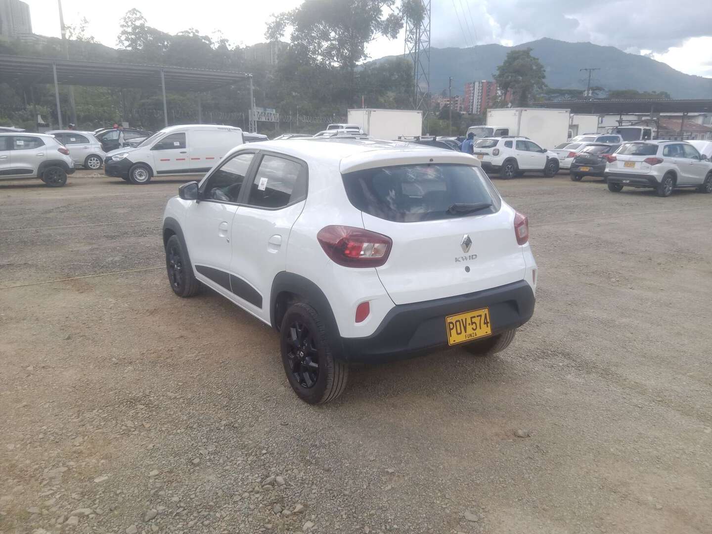 Renault - Kwid - 2026