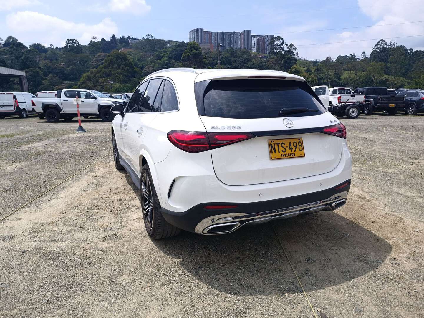 Mercedes Benz - GLC300 - 2025