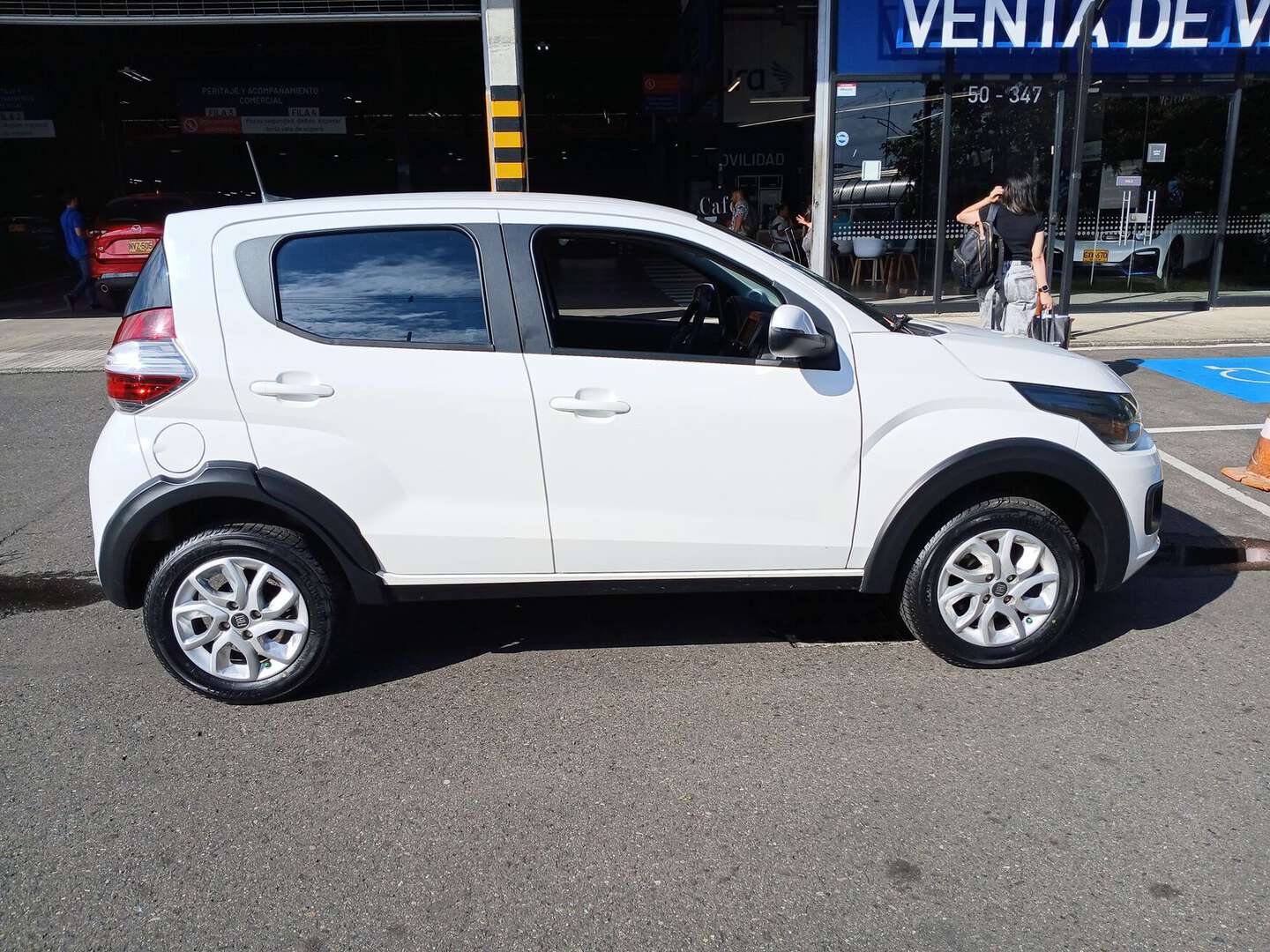 Fiat - Mobi - 2024