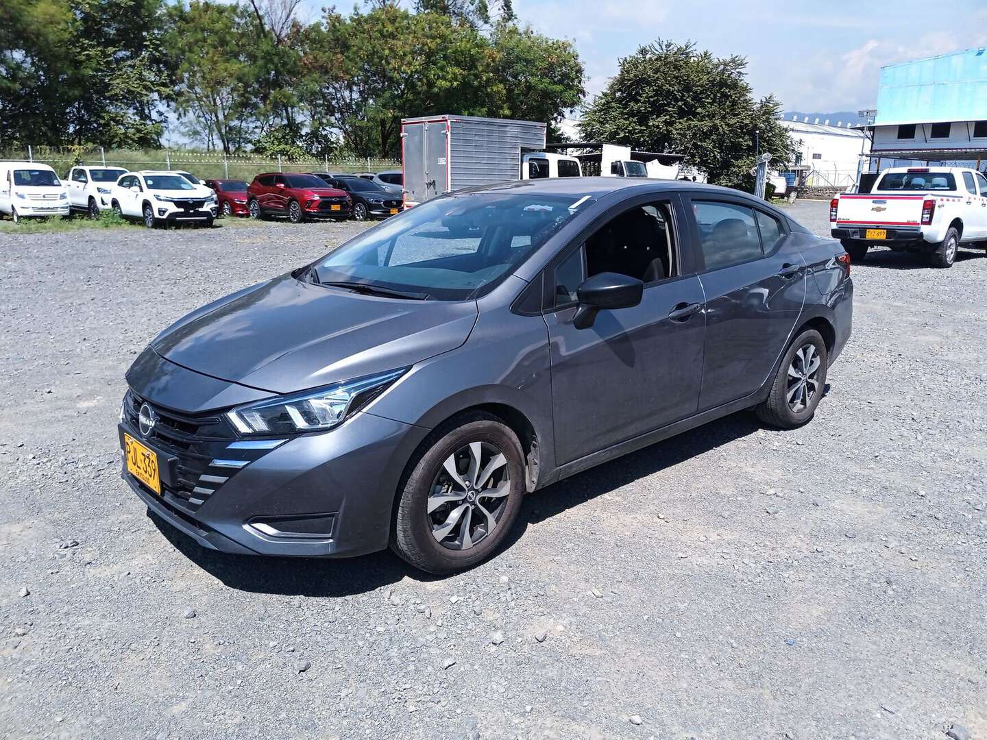 Nissan - Versa - 2025
