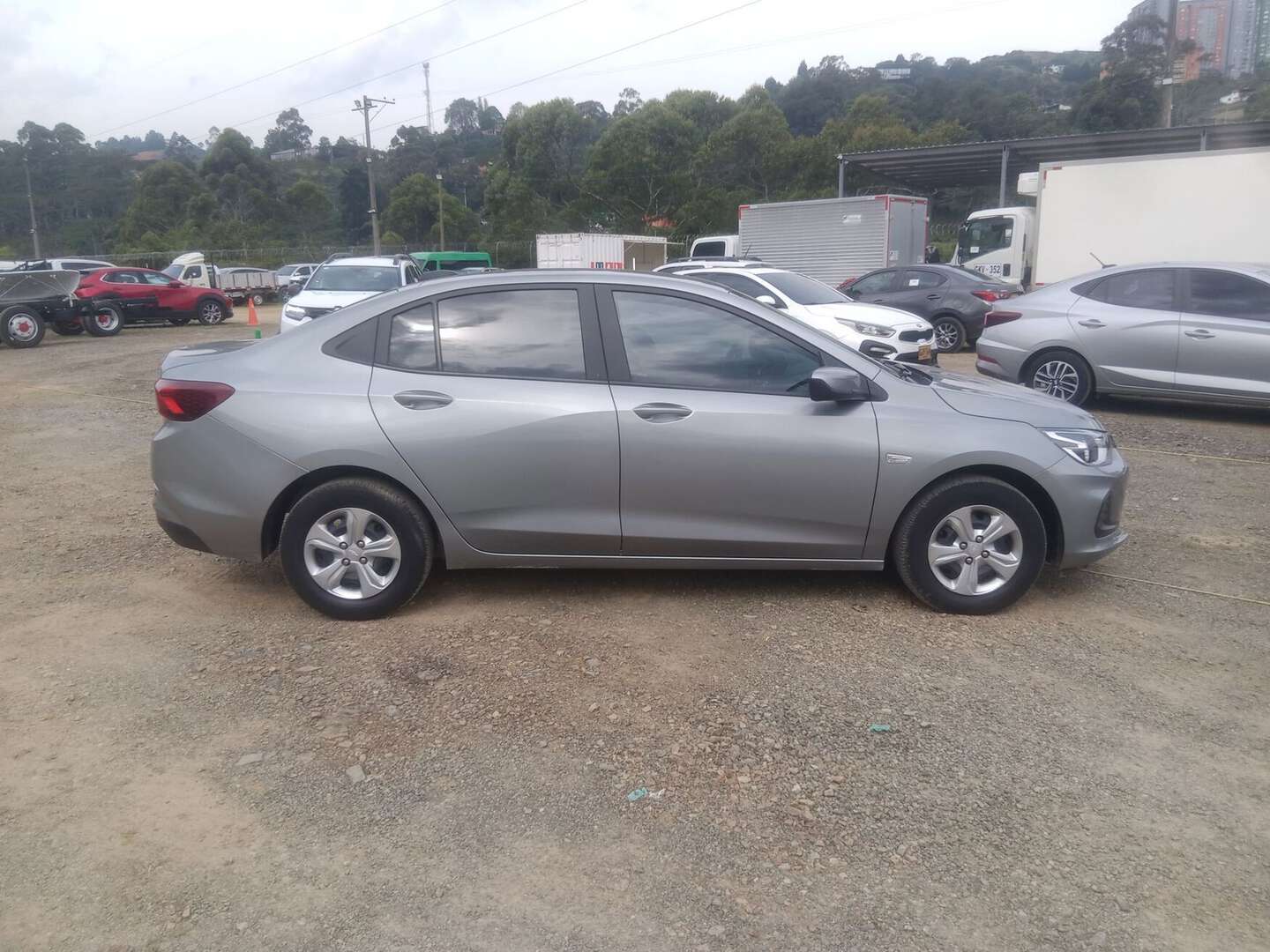 Chevrolet - Onix - 2025