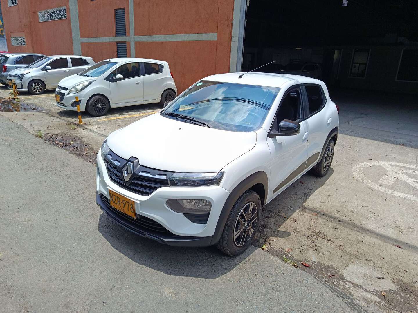 Renault - Kwid - 2025