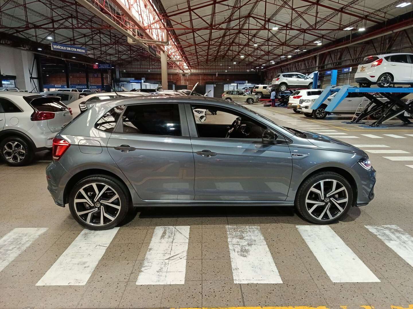 Volkswagen - Polo - 2024