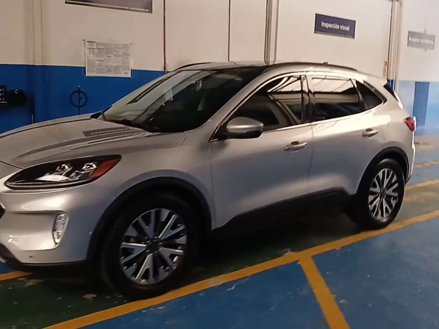 Ford - Escape - 2020