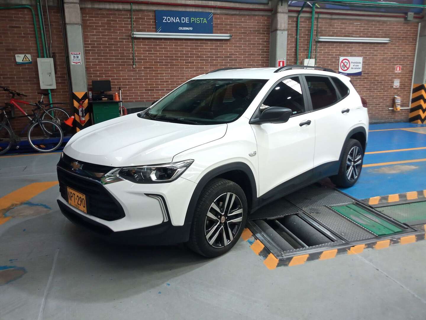 Chevrolet - Tracker - 2024