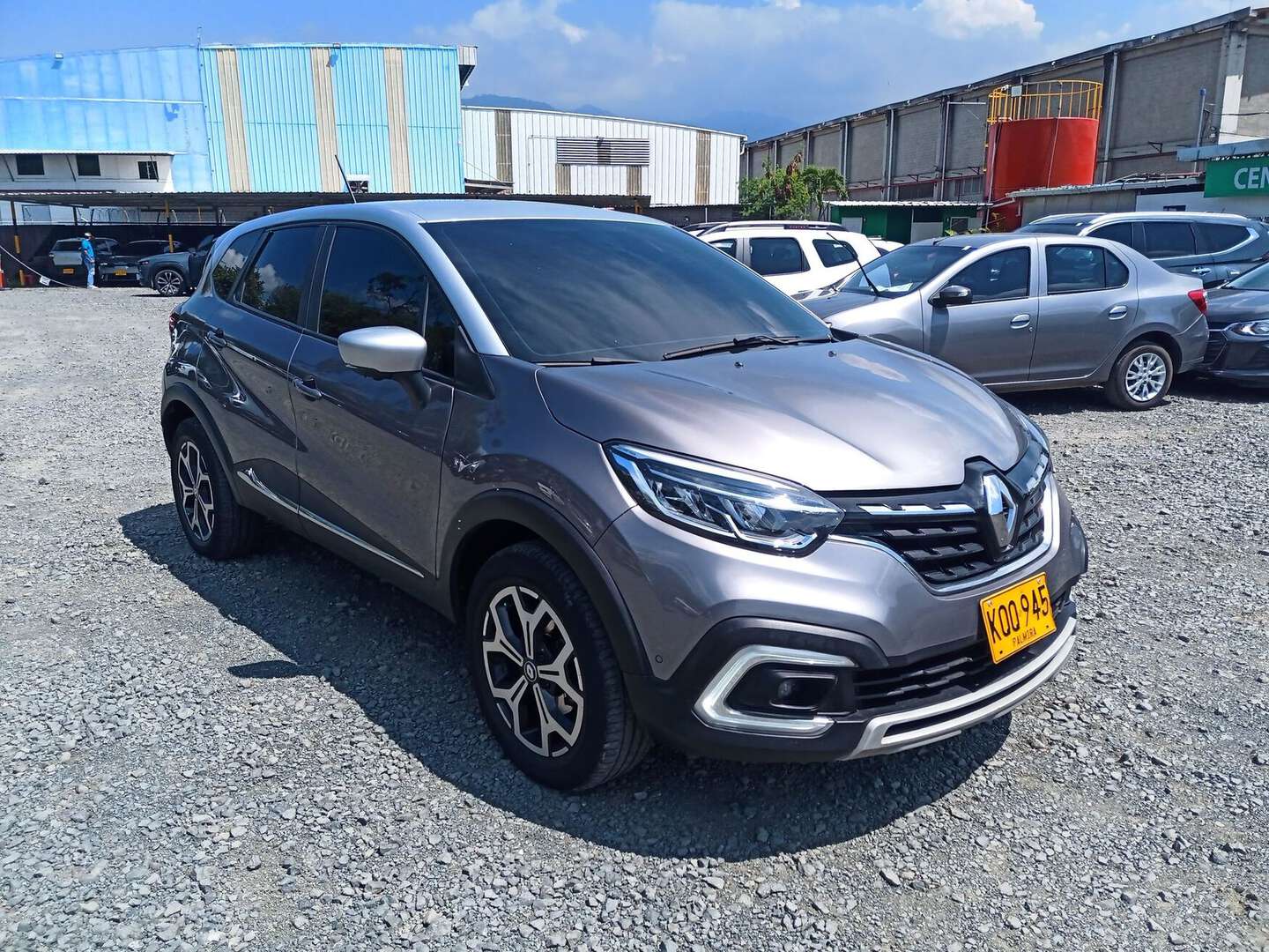 Renault - Captur - 2023