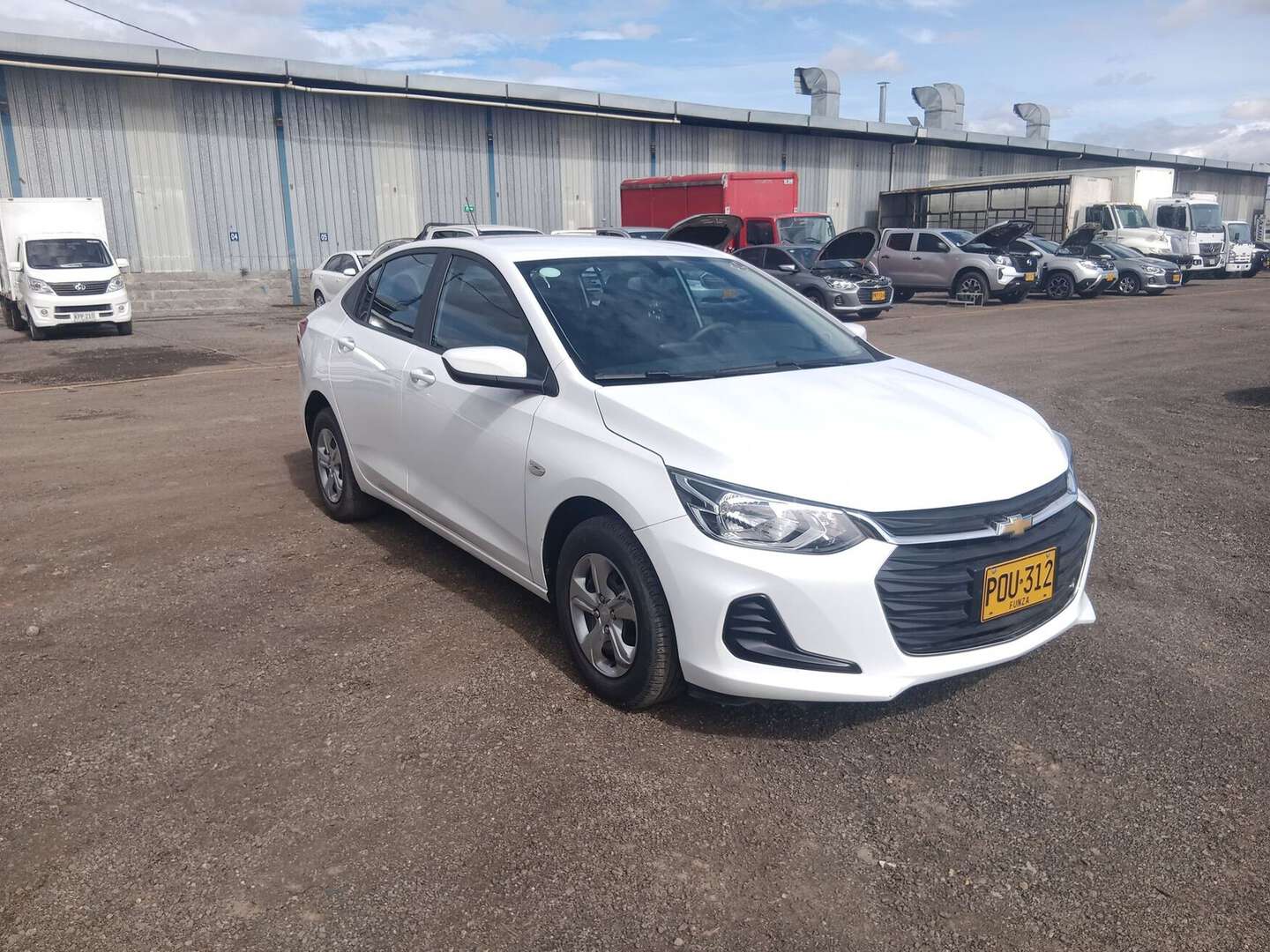 Chevrolet - Onix - 2025