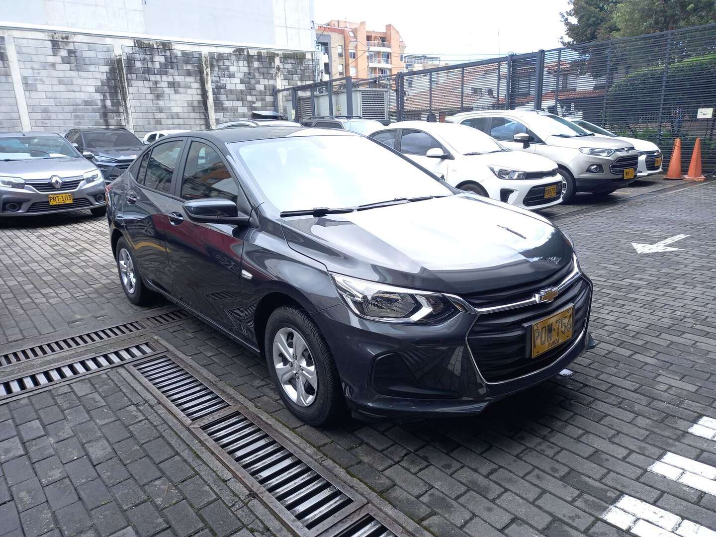 Chevrolet - Onix - 2025