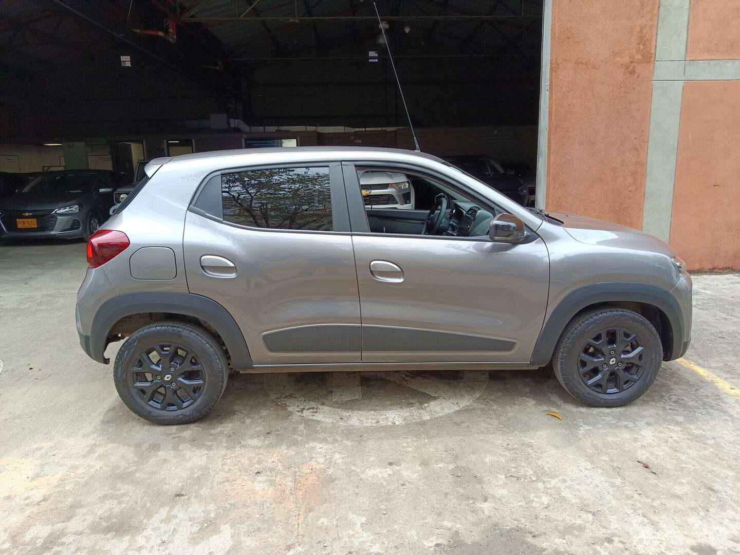 Renault - Kwid - 2026