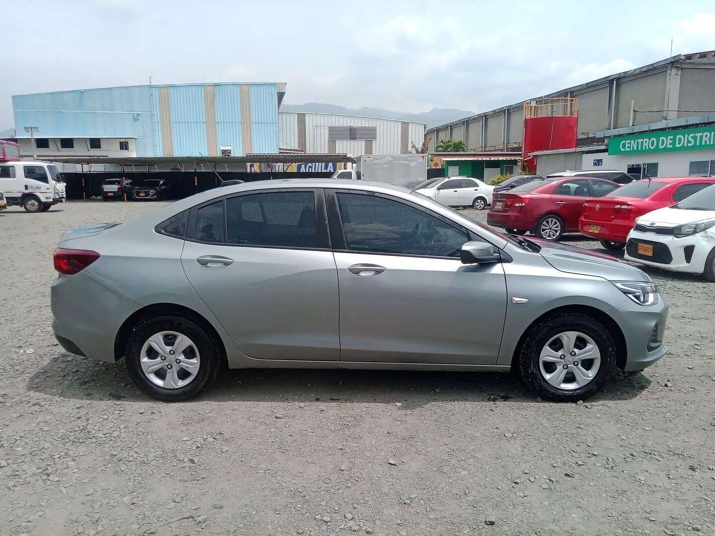 Chevrolet - Onix - 2025