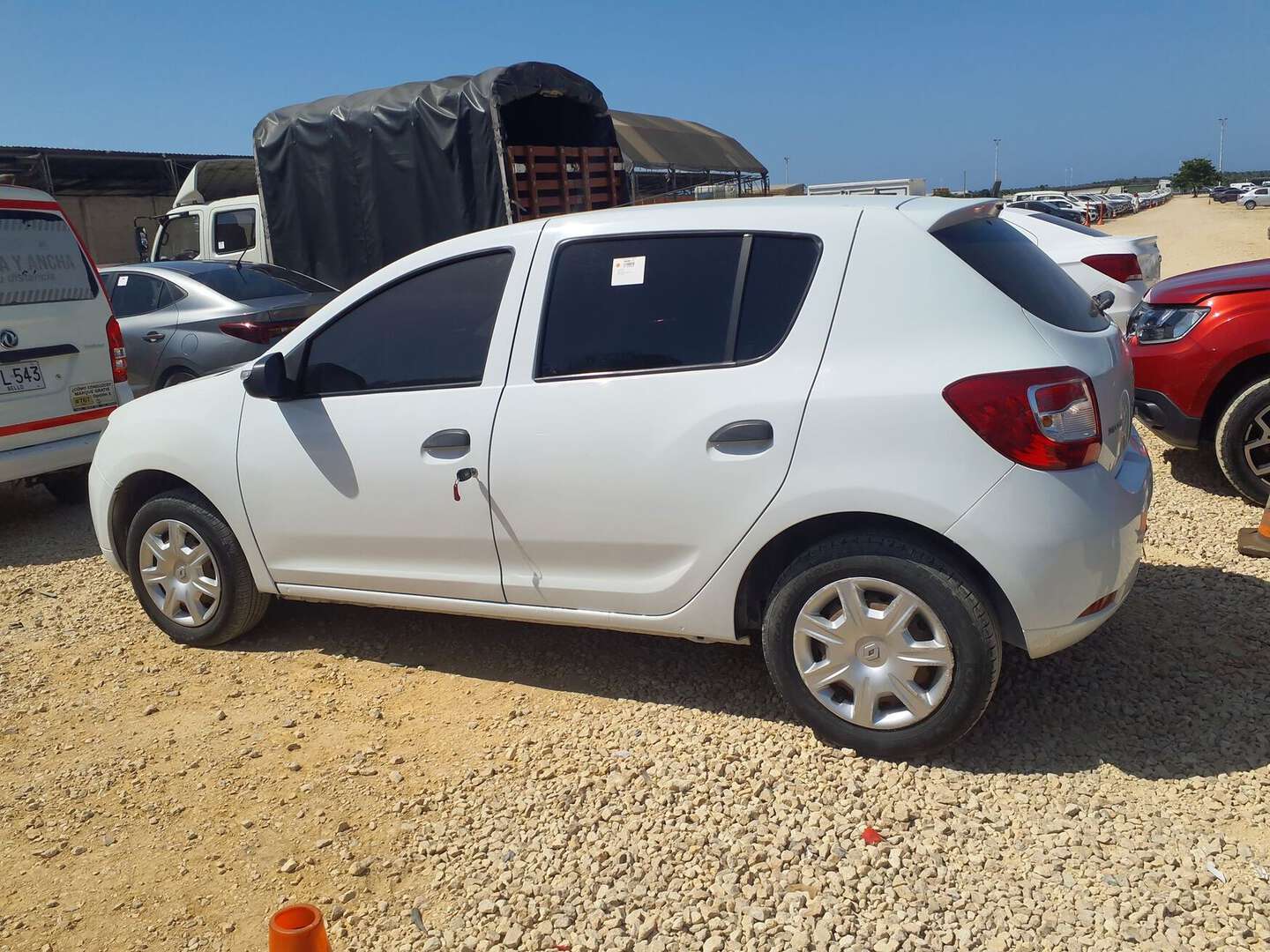 Renault - Sandero - 2020