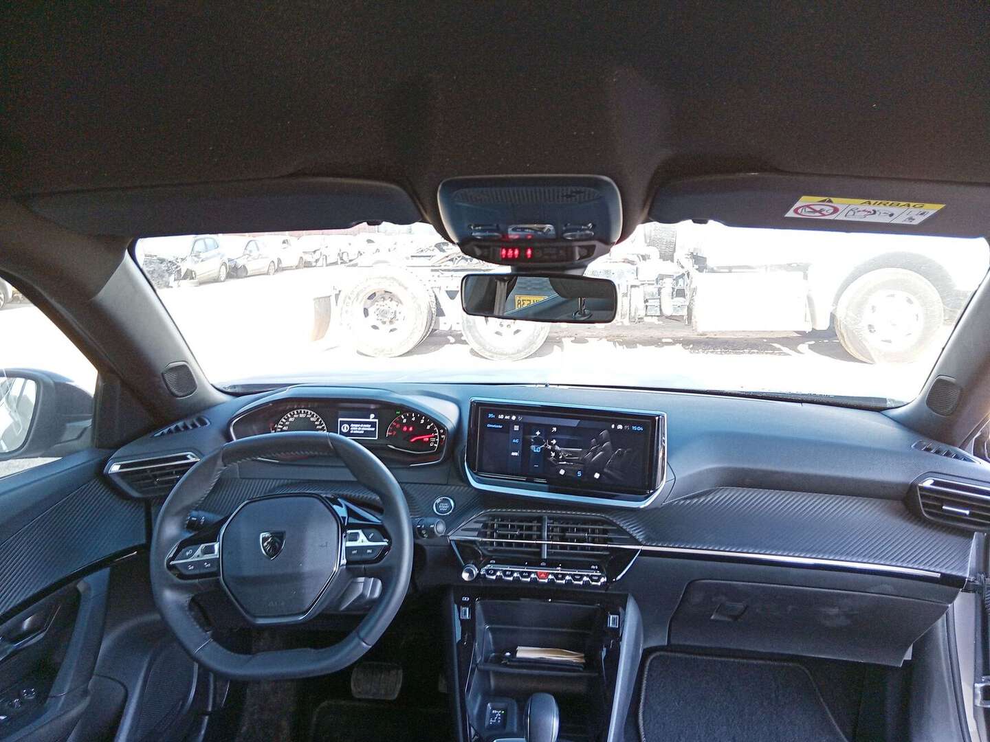 Peugeot - 2008 - 2025