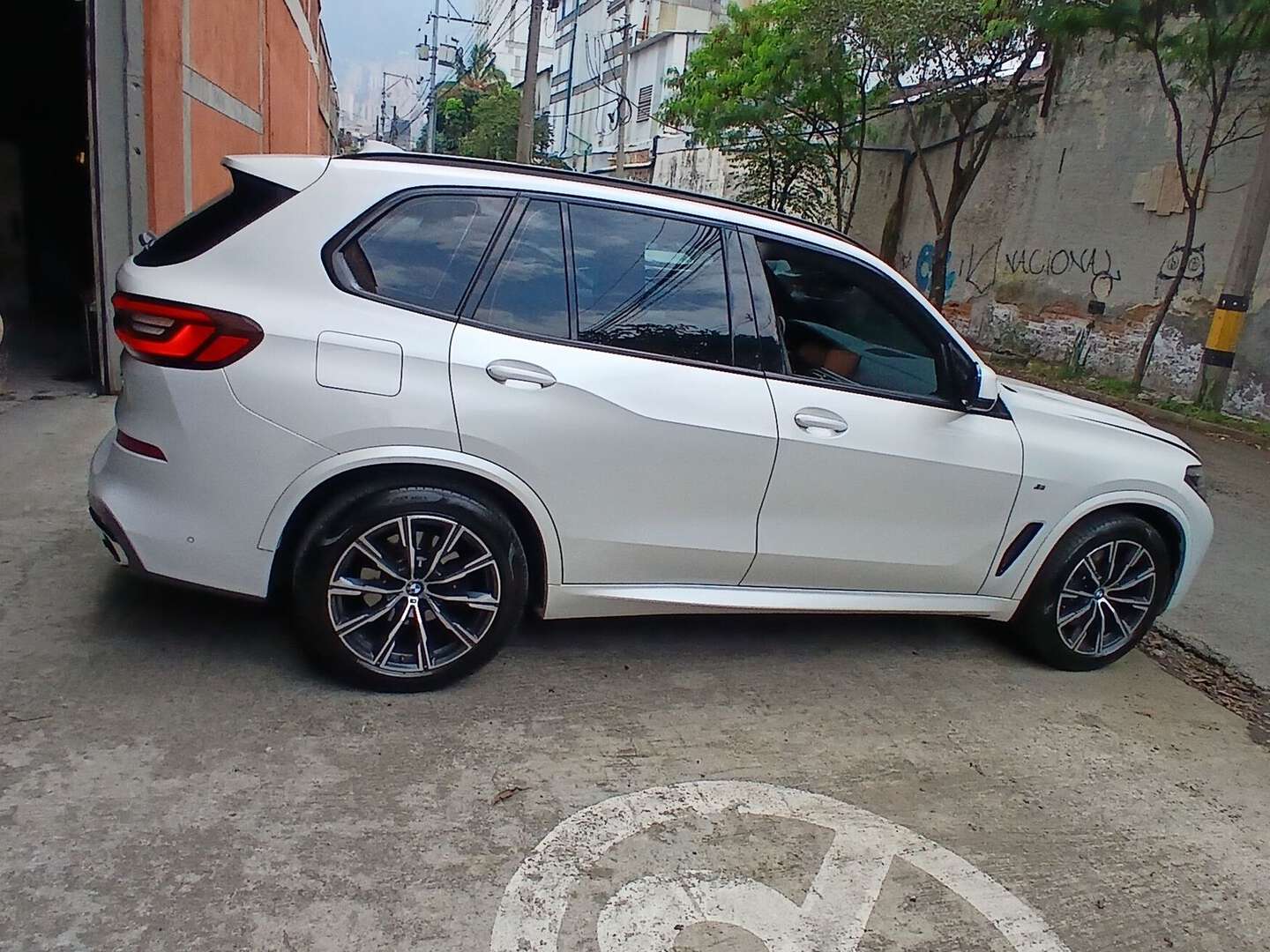BMW - X5 - 2022