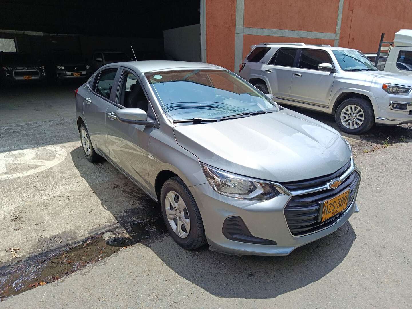 Chevrolet - Onix - 2025