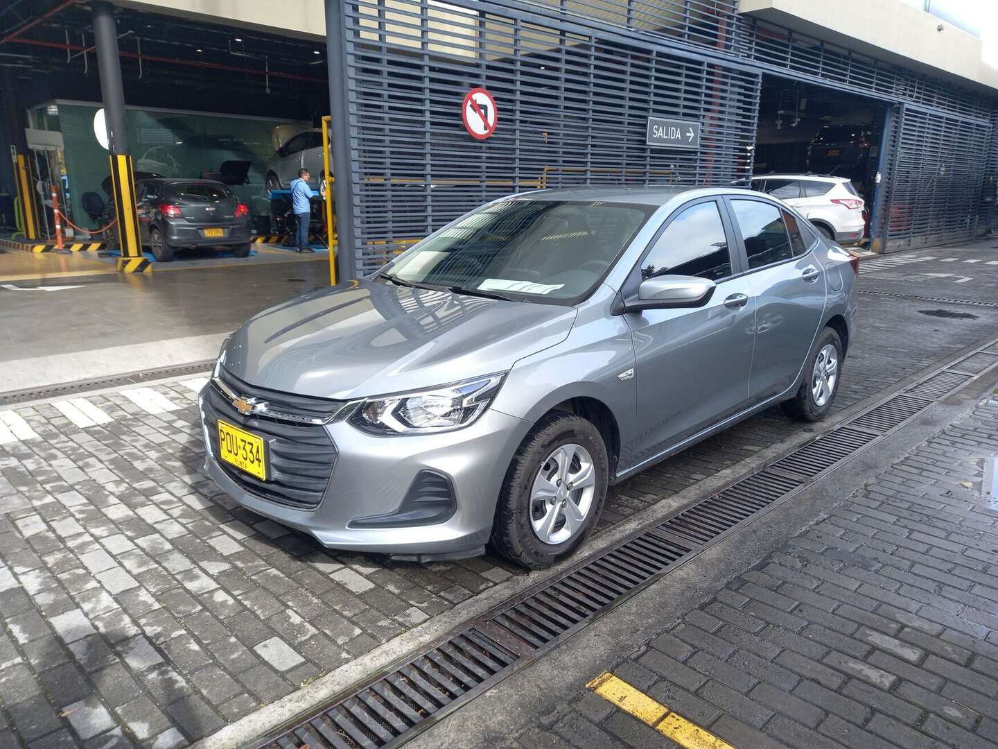 Chevrolet - Onix - 2025