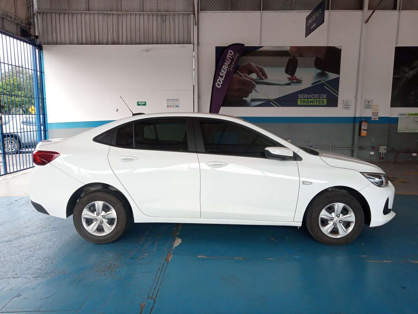 Chevrolet - Onix - 2024