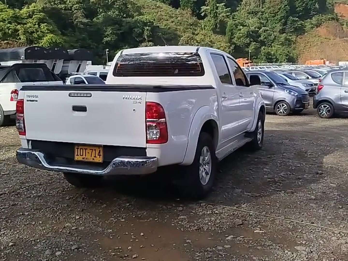 Toyota - Hilux - 2016