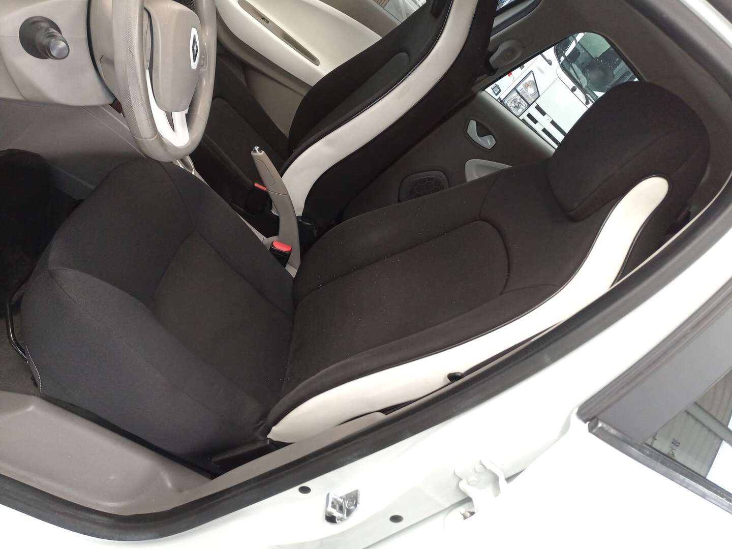Renault - ZOE - 2019