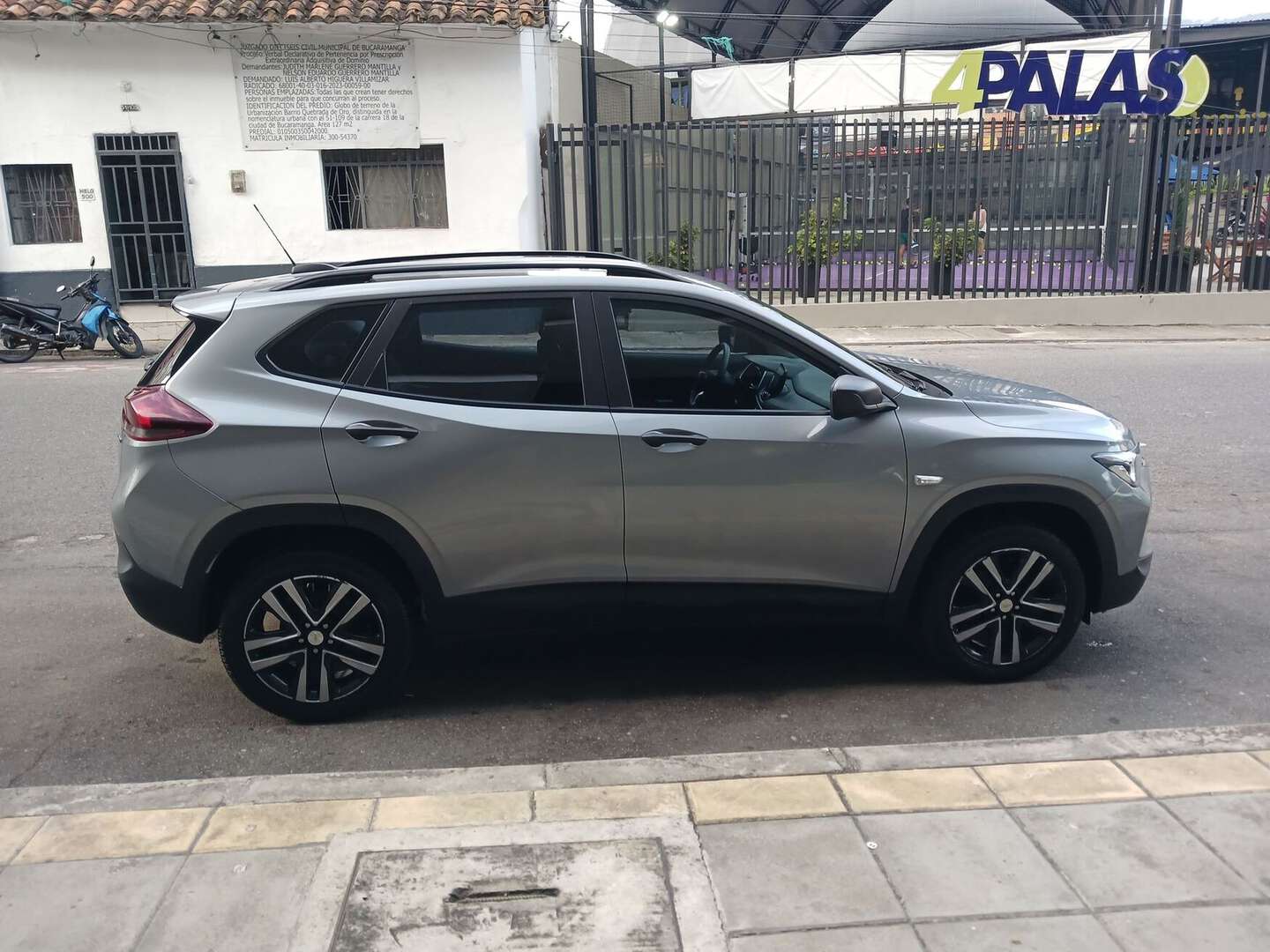 Chevrolet - Tracker - 2025