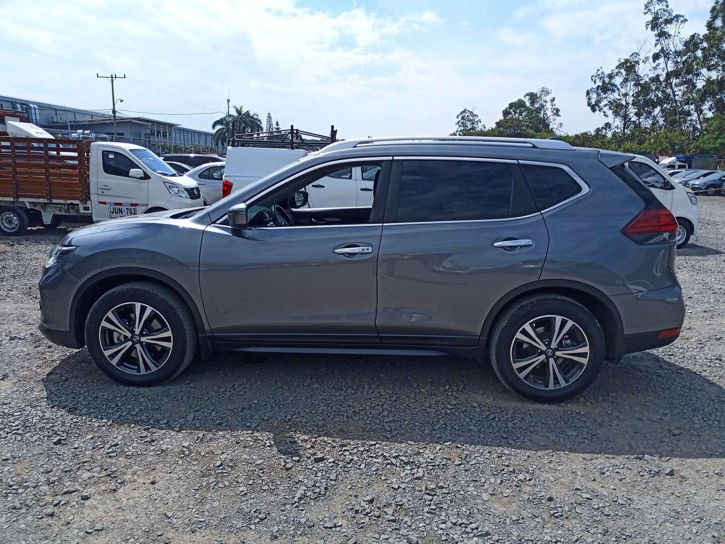 Nissan - X-TRAIL - 2021