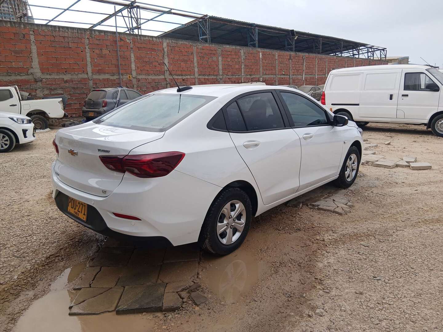 Chevrolet - Onix - 2025