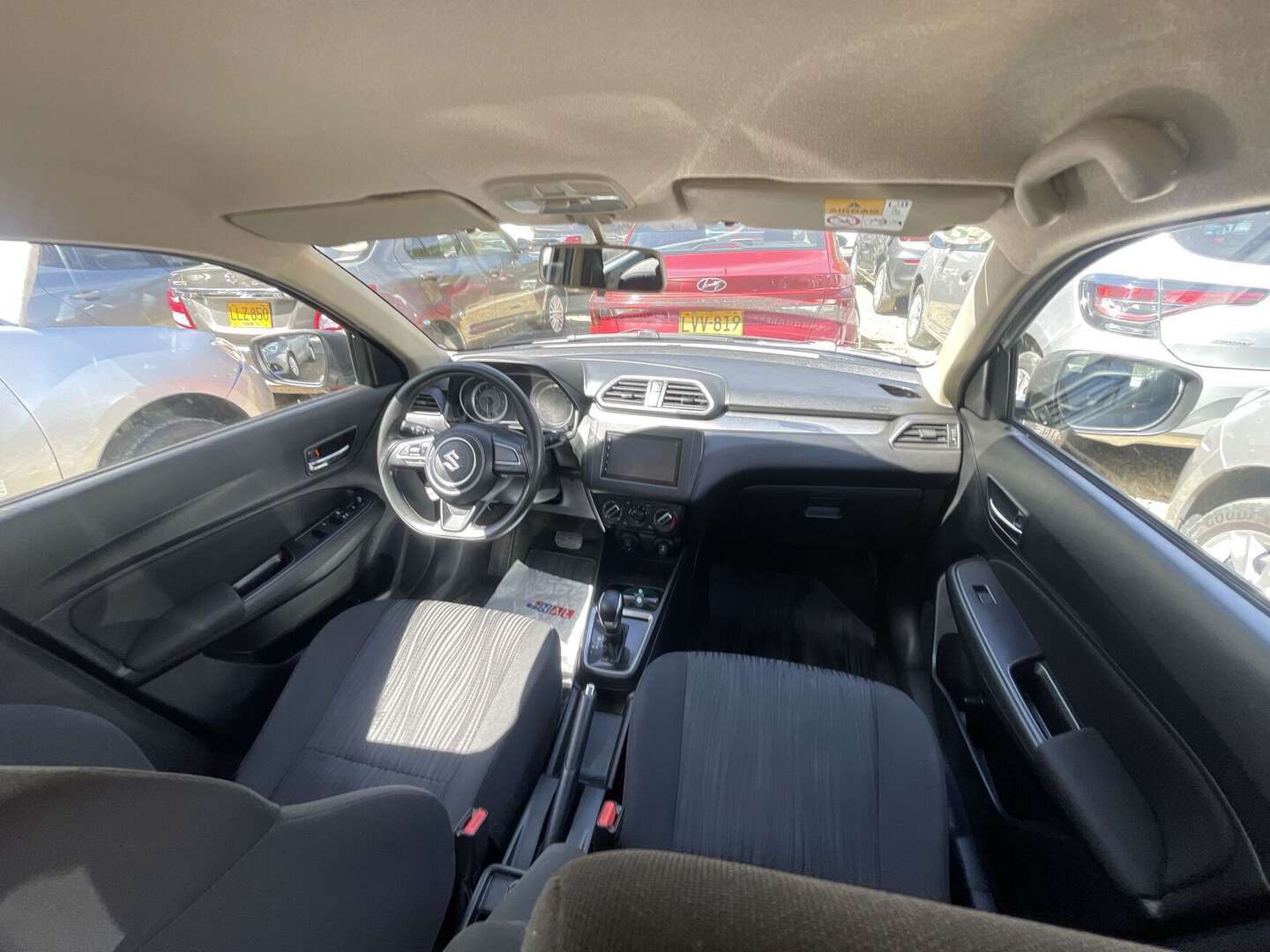 Suzuki - Swift - 2023