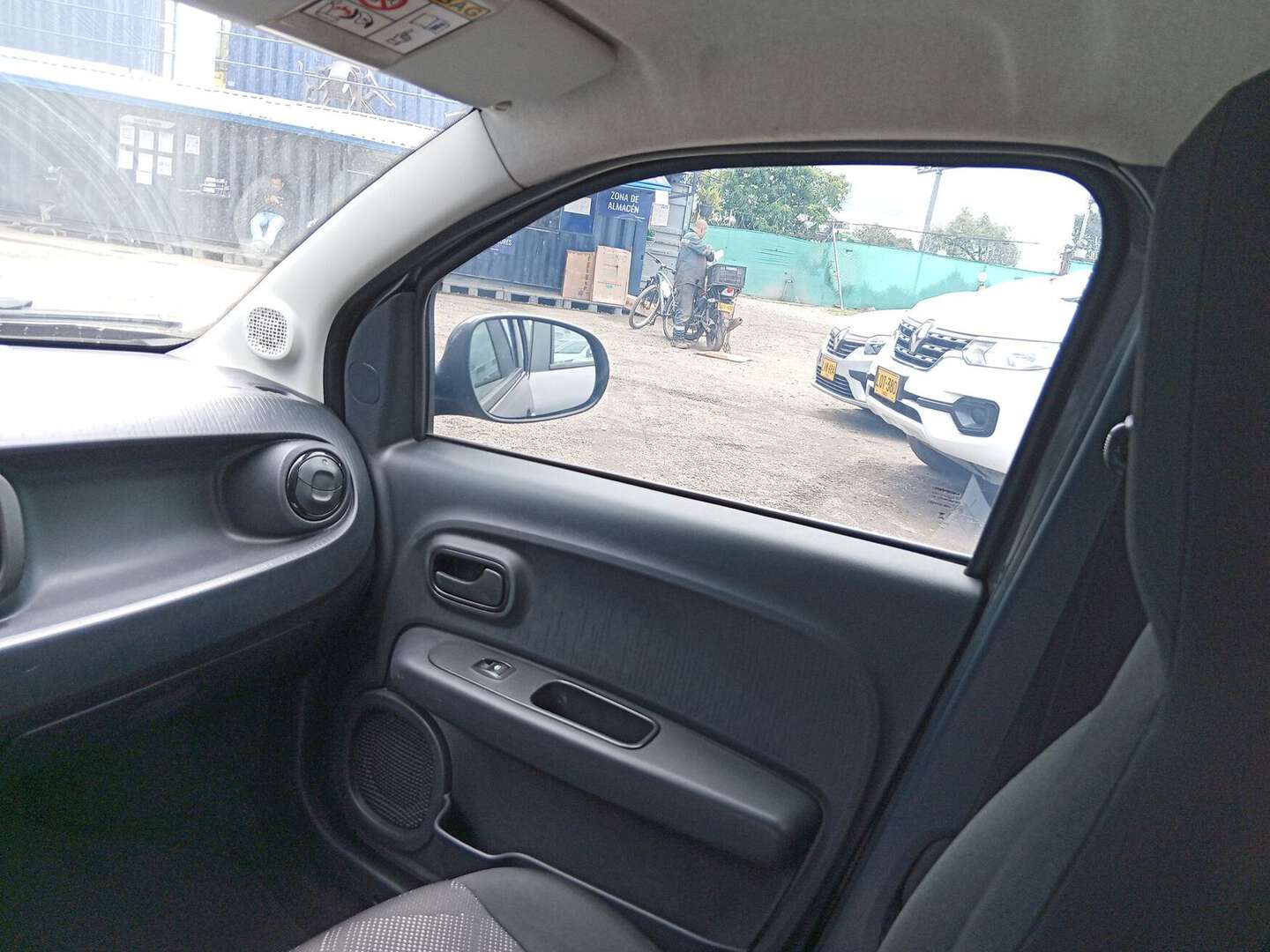 Fiat - Mobi - 2024