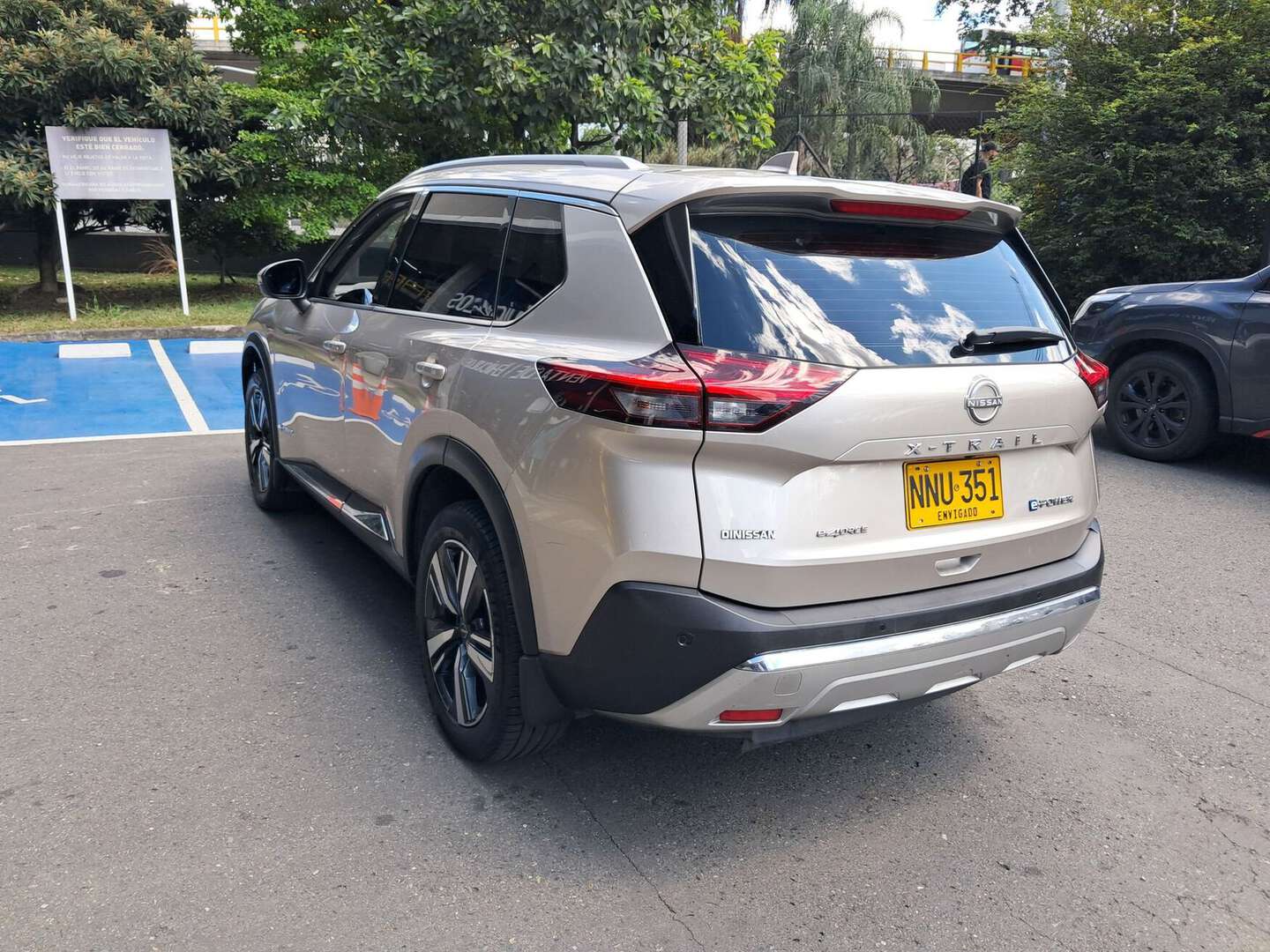 Nissan - X-TRAIL - 2025