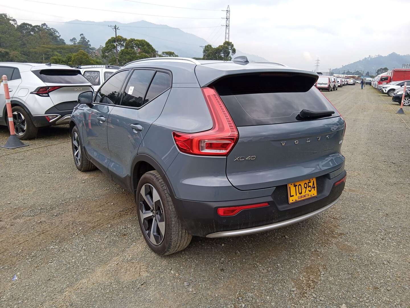 Volvo - XC40 - 2023