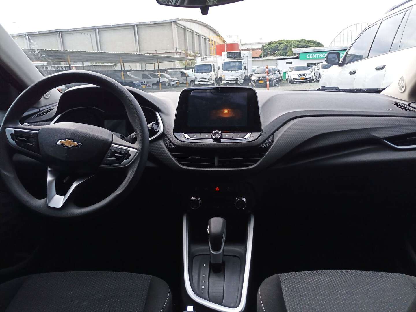 Chevrolet - Onix - 2025