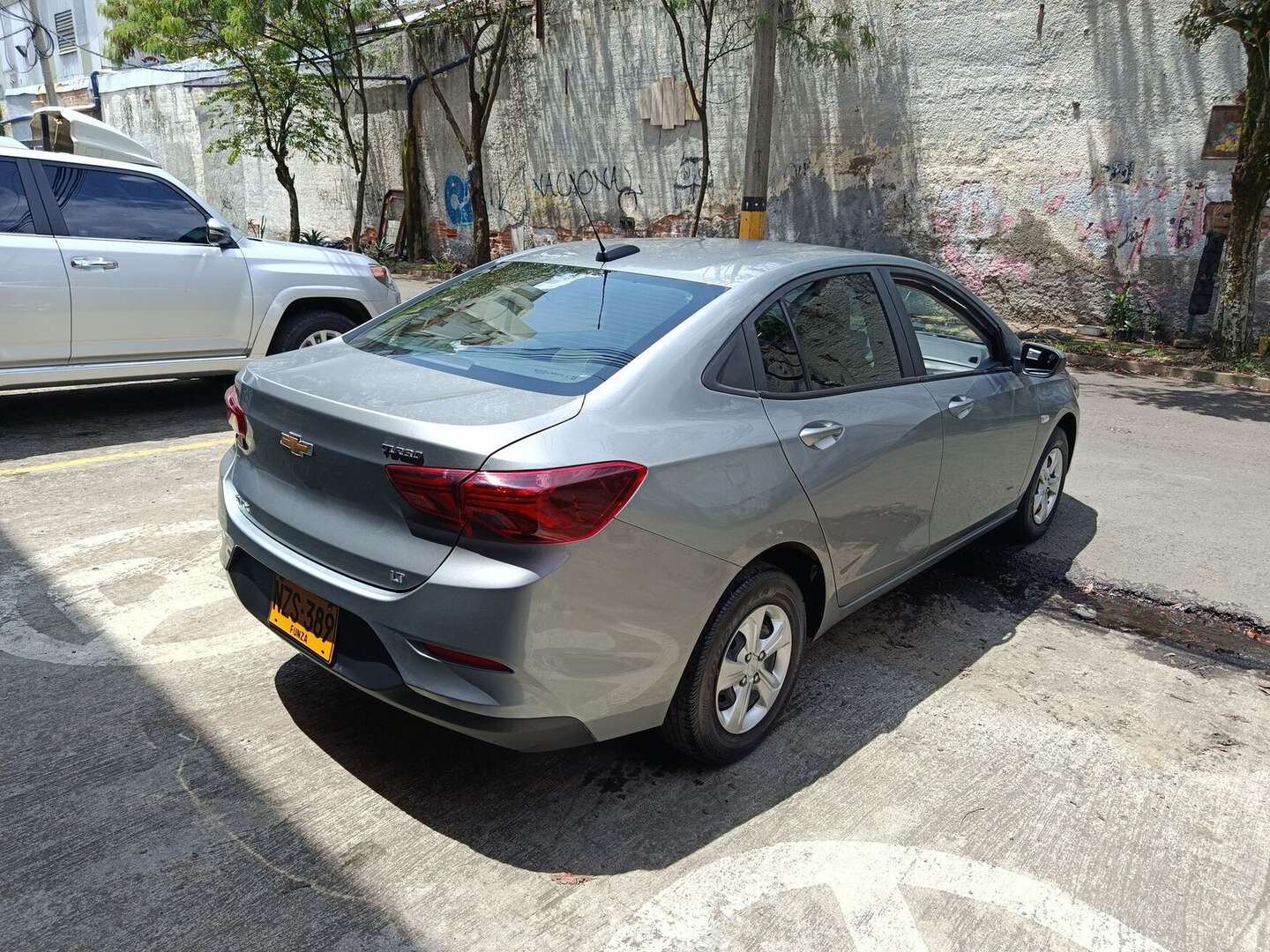 Chevrolet - Onix - 2025