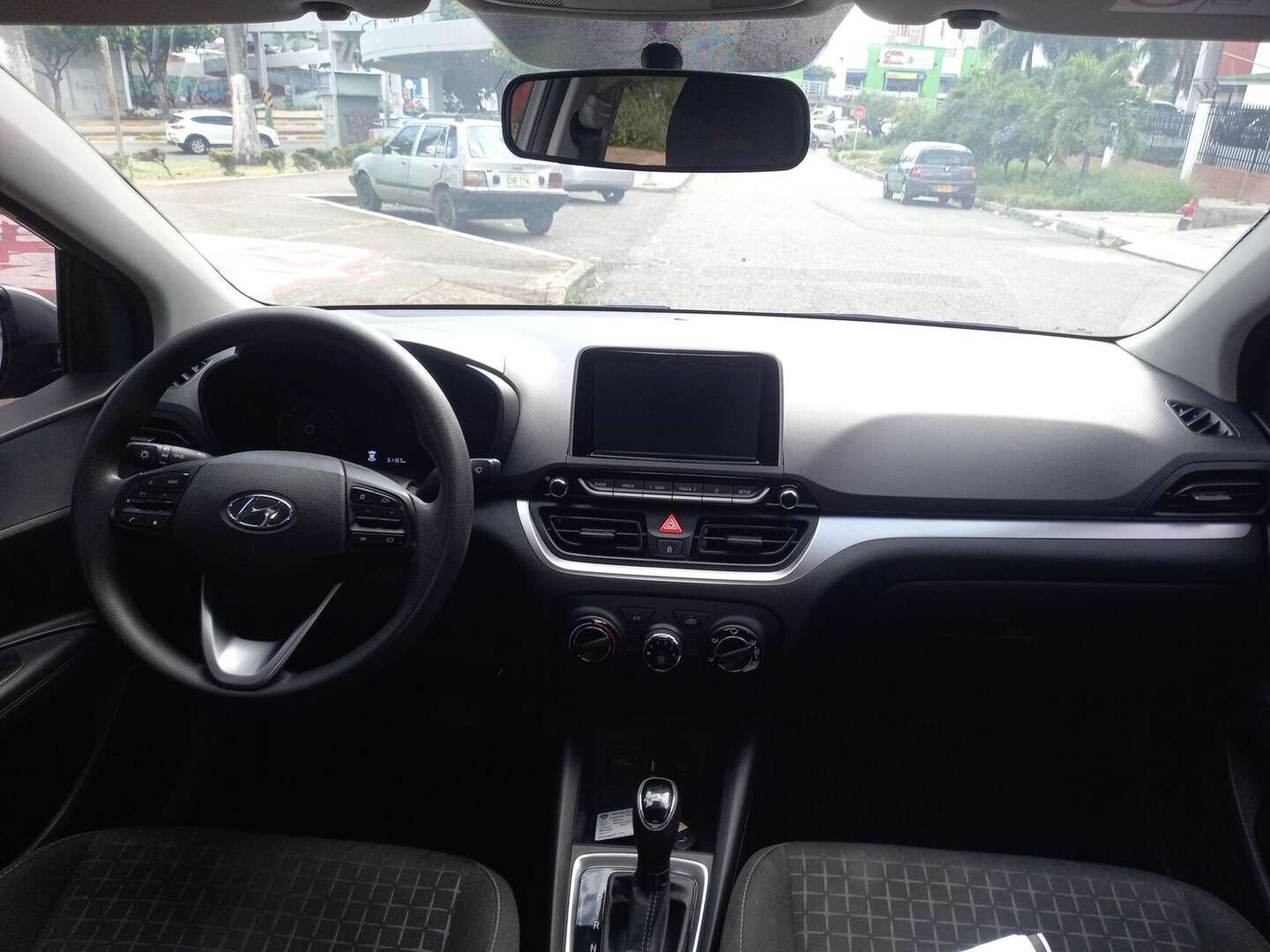 Hyundai - Accent - 2024