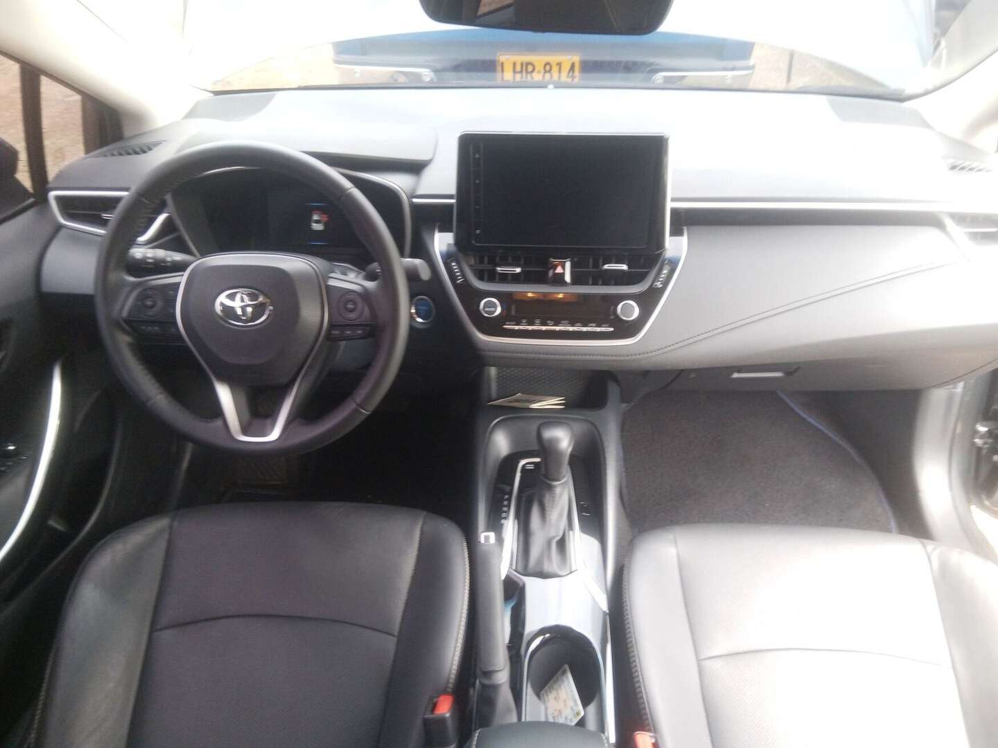 Toyota - Corolla - 2024