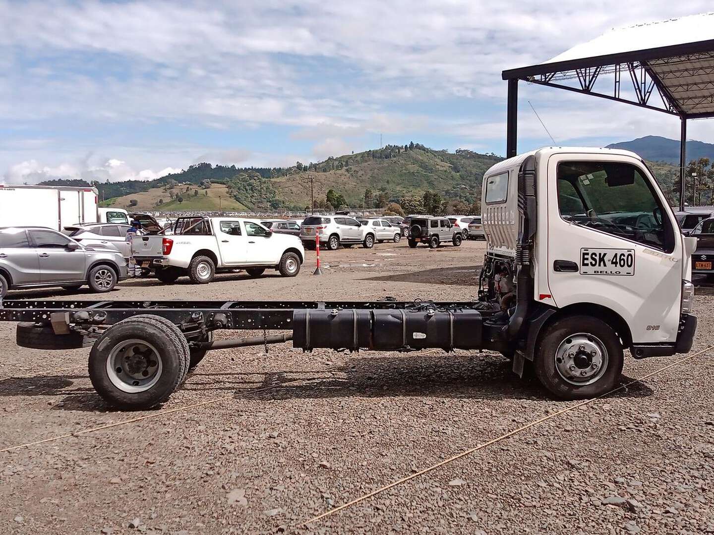 Hino - Dutro - 2017
