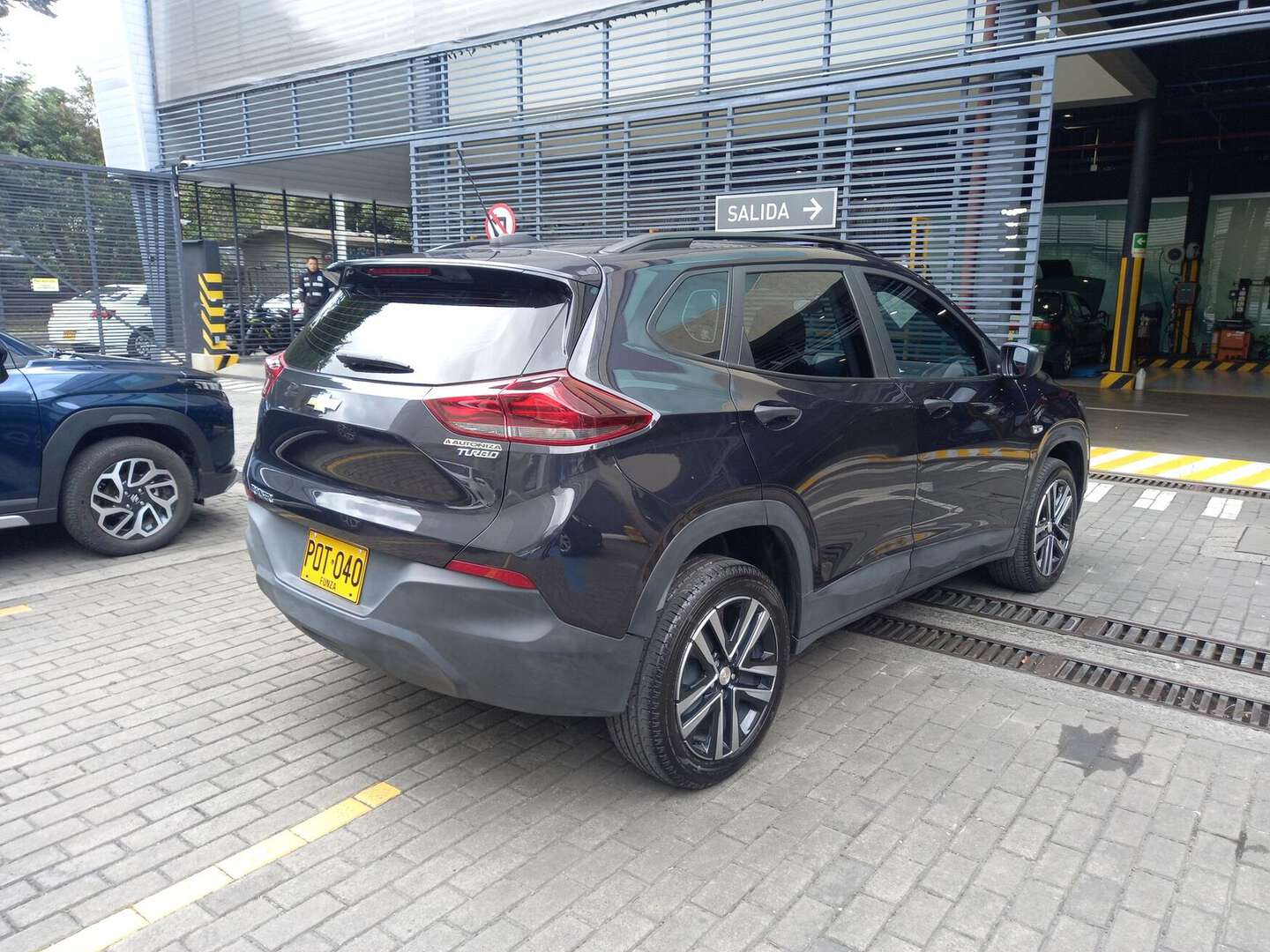 Chevrolet - Tracker - 2025