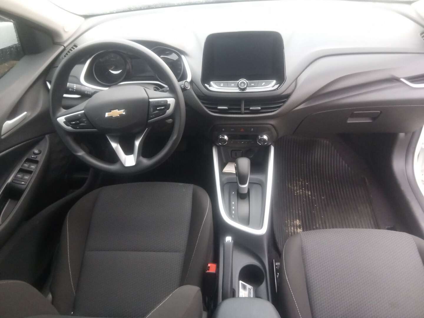 Chevrolet - Onix - 2025