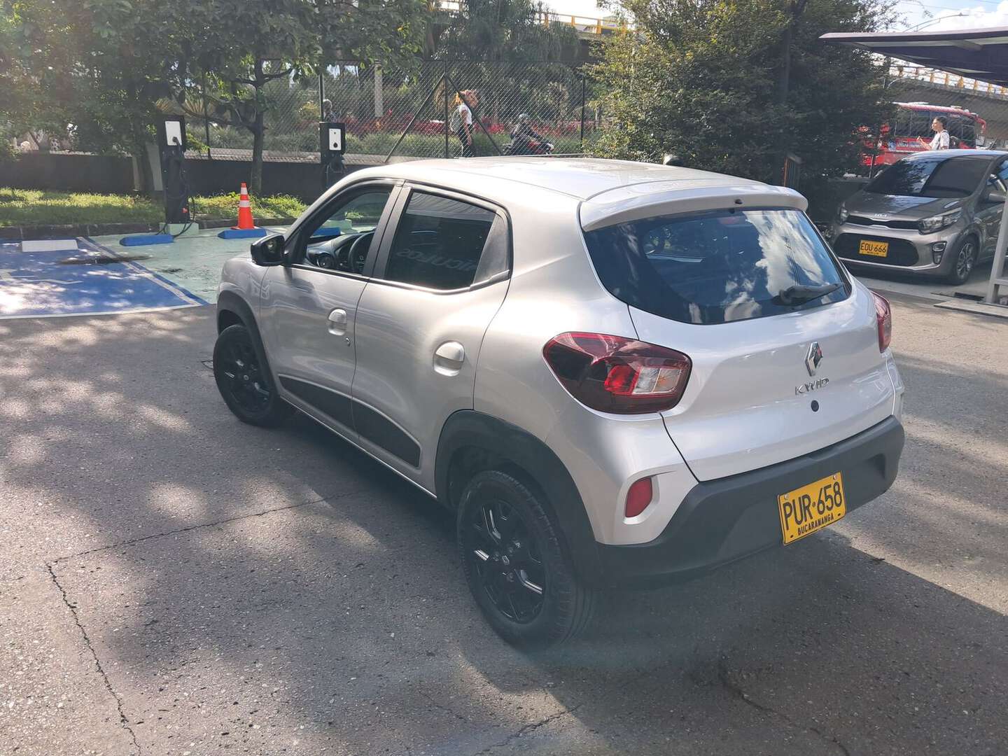Renault - Kwid - 2026