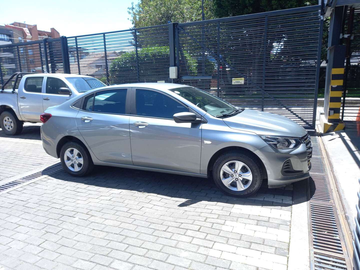 Chevrolet - Onix - 2025