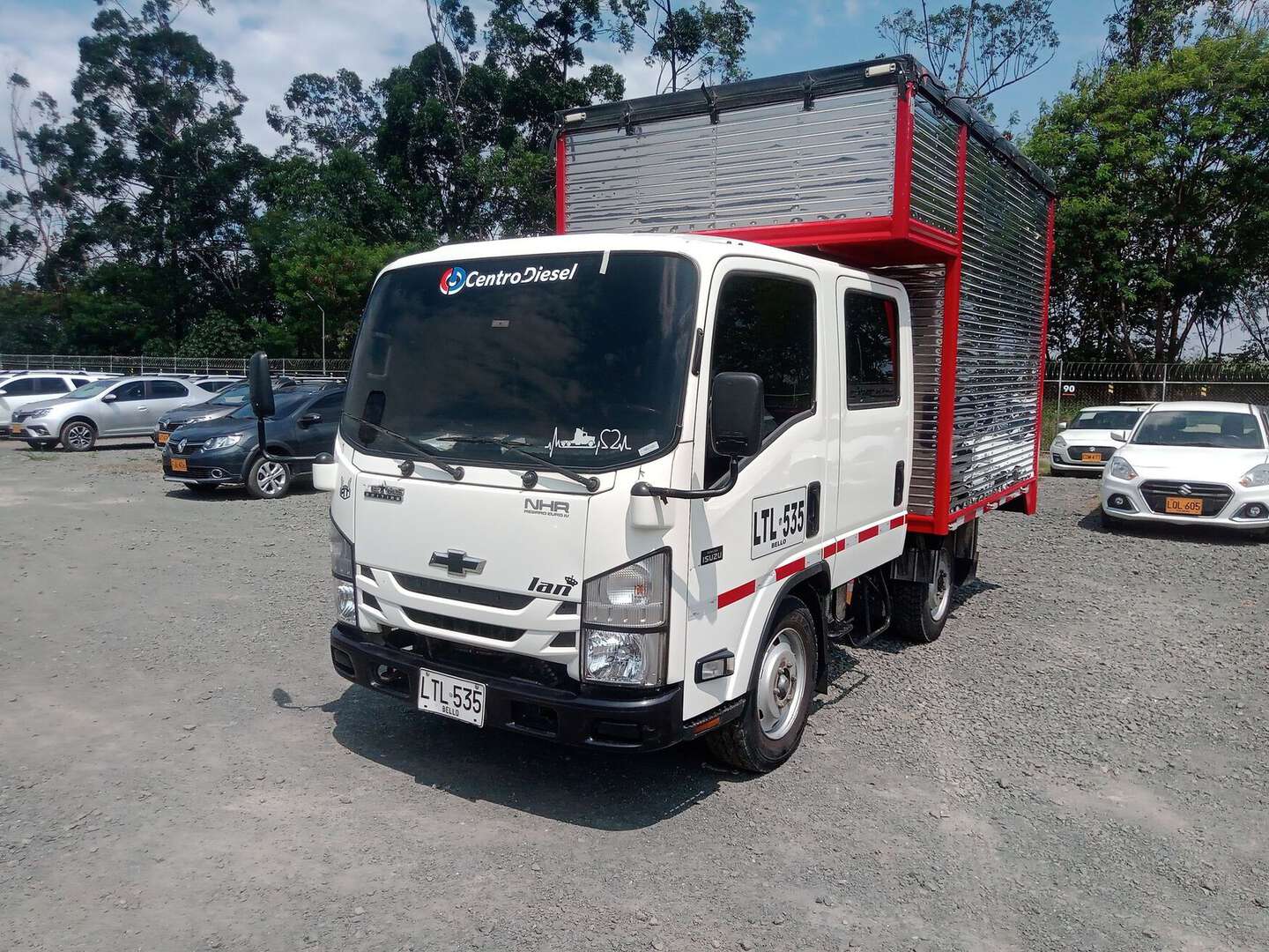 Chevrolet - NHR Doble - 2023