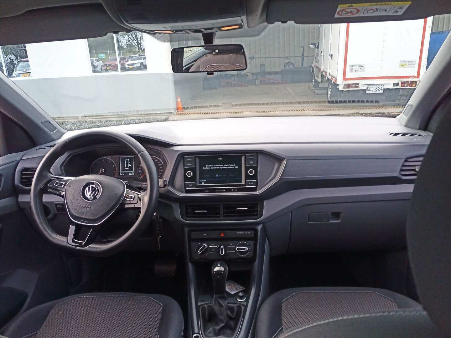 Volkswagen - T-Cross - 2021