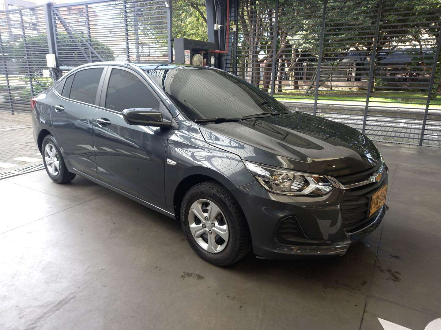 Chevrolet - Onix - 2025